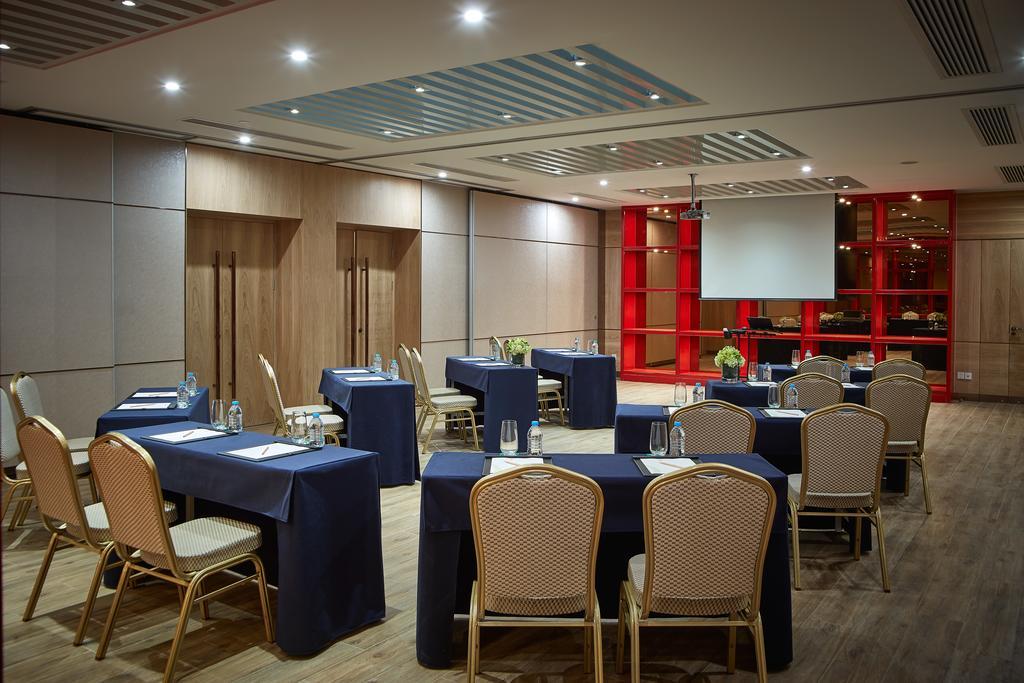 One Sunland Serviced Suites Managed By Lanson Place Шанхай Экстерьер фото