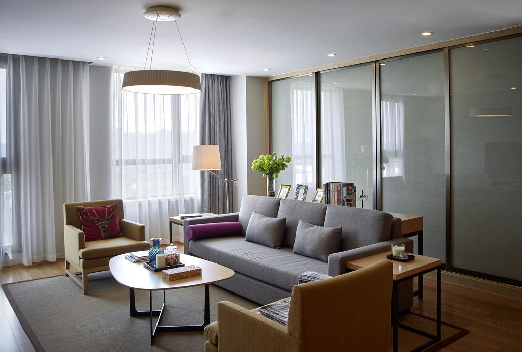 One Sunland Serviced Suites Managed By Lanson Place Шанхай Экстерьер фото