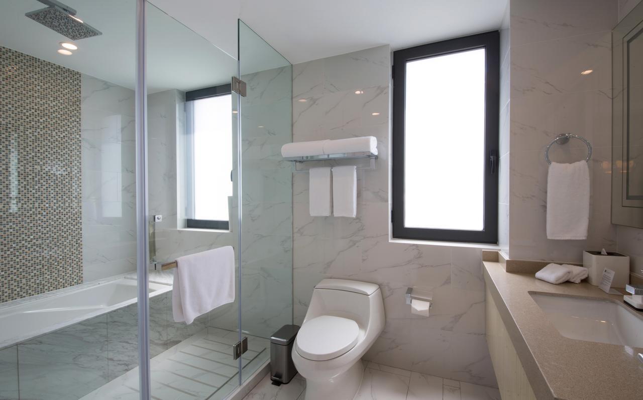 One Sunland Serviced Suites Managed By Lanson Place Шанхай Экстерьер фото